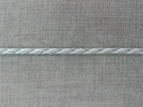 Шнур отделочный, лён с белым, 3 мм