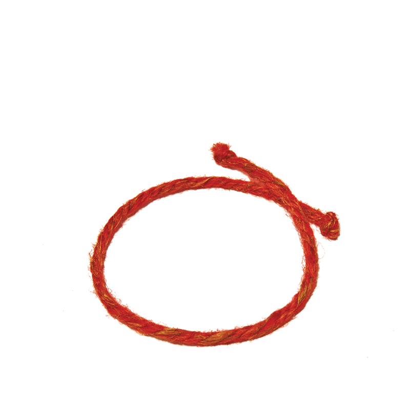 Крапивная нить на запястье красная (крапива 50%, шерсть 50%)