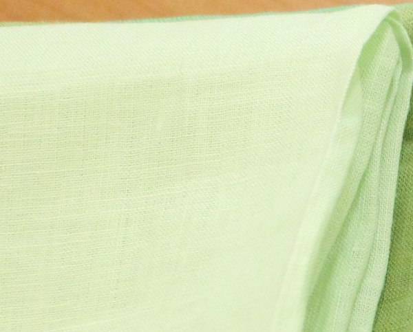 Лён блузочно-сорочечный светло-зелёный (0/761) ш150/пл150