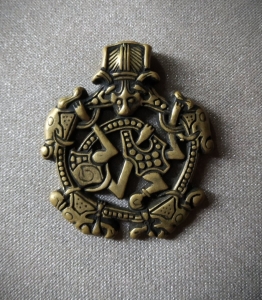 Подвес эпохи викингов, бронза