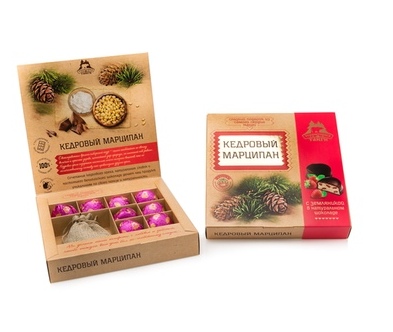 Кедровый марципан с земляникой + чай, коробка, 120 гр